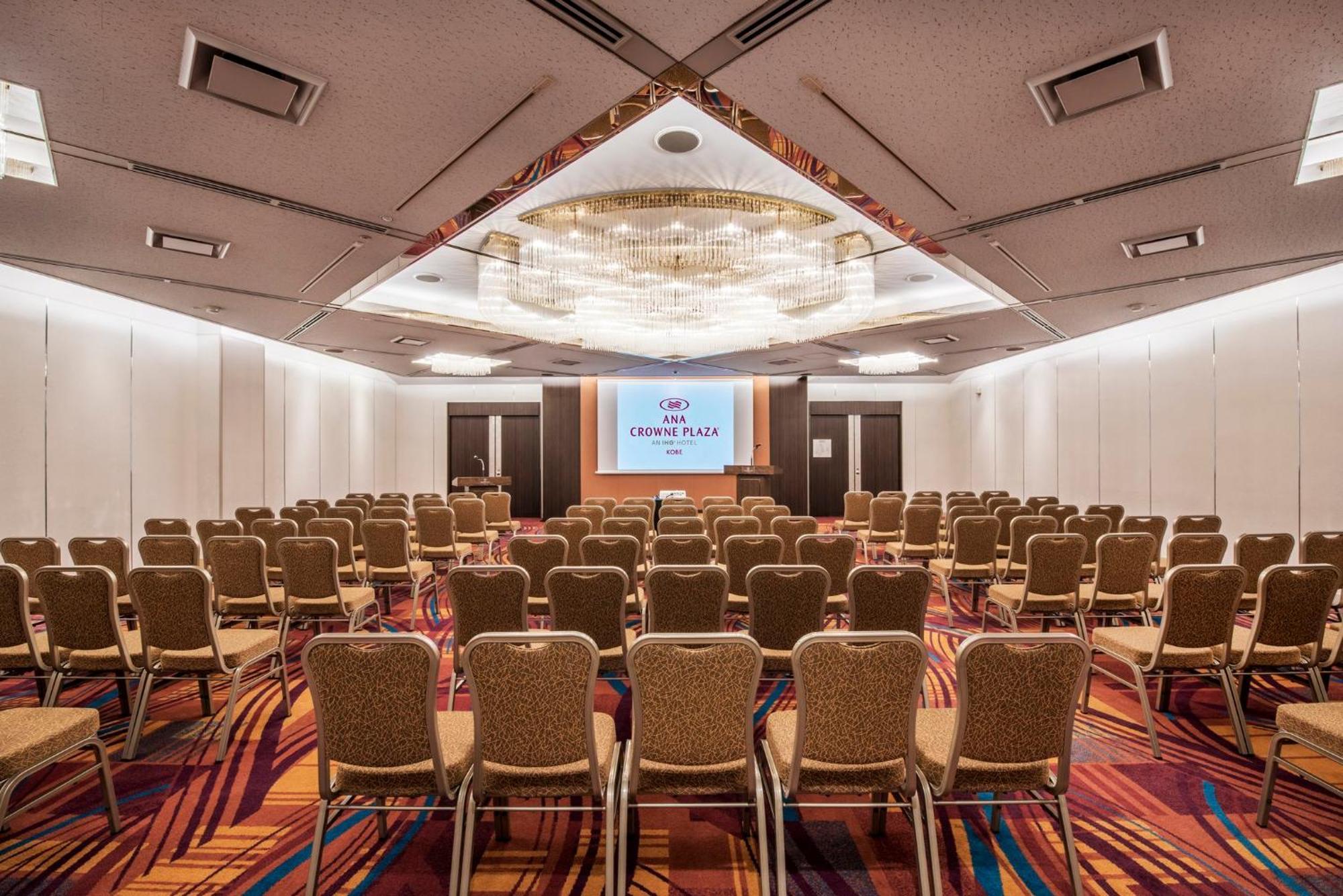 Ana Crowne Plaza Kobe By Ihg Hotel Exterior foto The ballroom